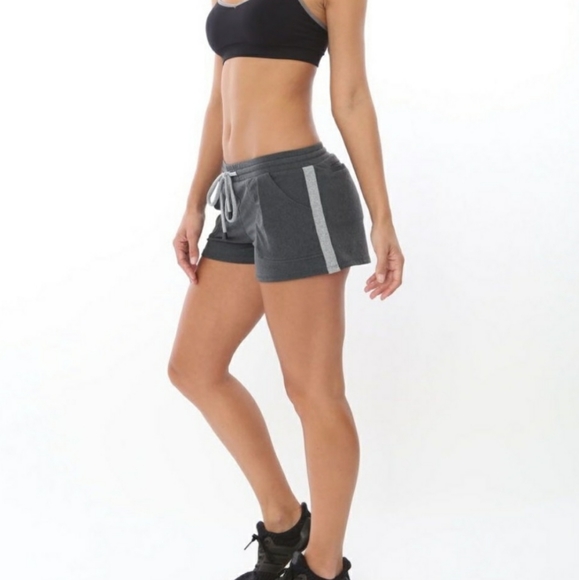 Ren Active Shorts - Picture 2 of 4